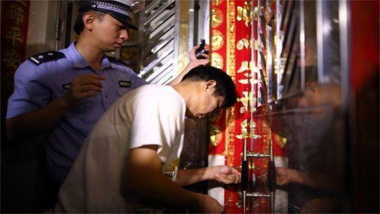 莆田请开锁师傅开了锁后，师傅